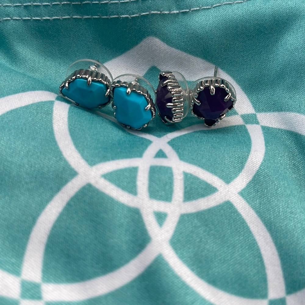 Kendra Scott earrings